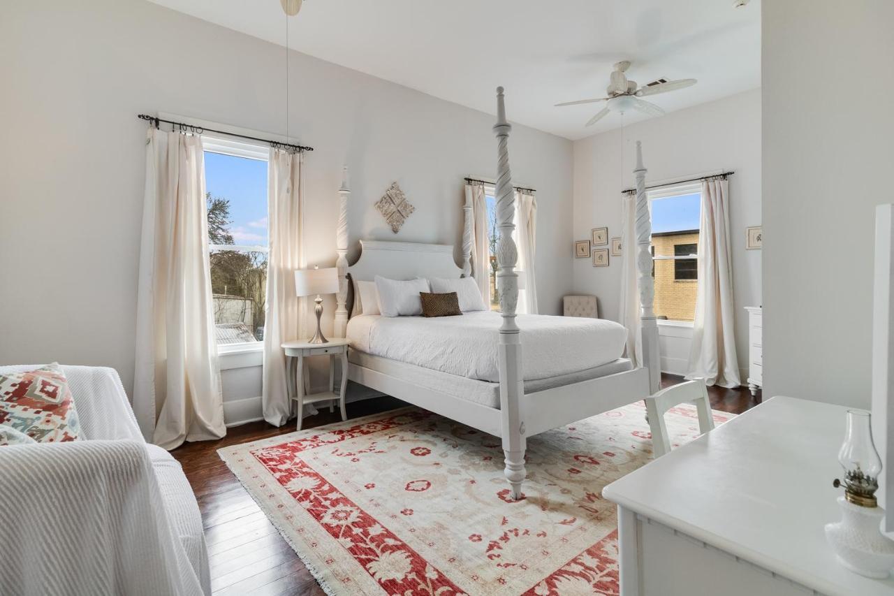 Esprit De Coeur Downtown Lafayette Villa Bagian luar foto